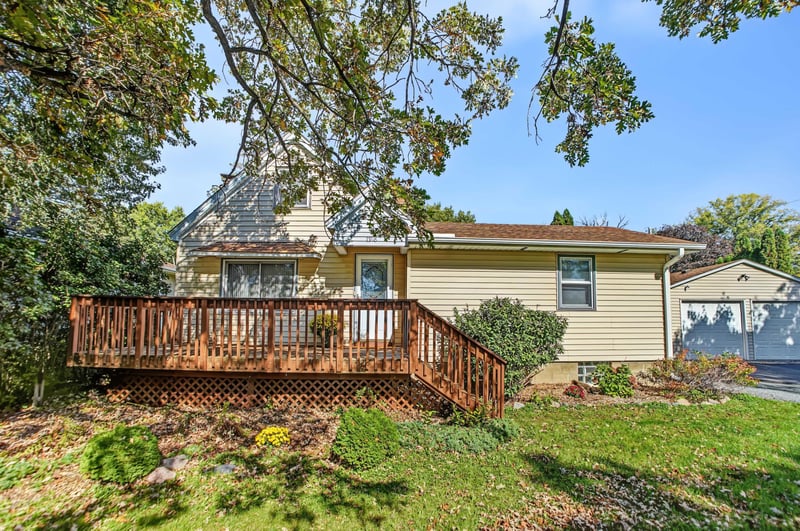 7918 Stillwater Blvd N, Oakdale, MN 55128