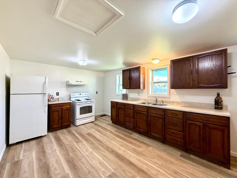 615 6th St SE, Bemidji, MN 56601