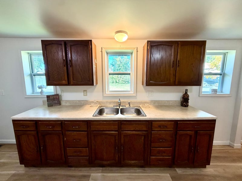615 6th St SE, Bemidji, MN 56601