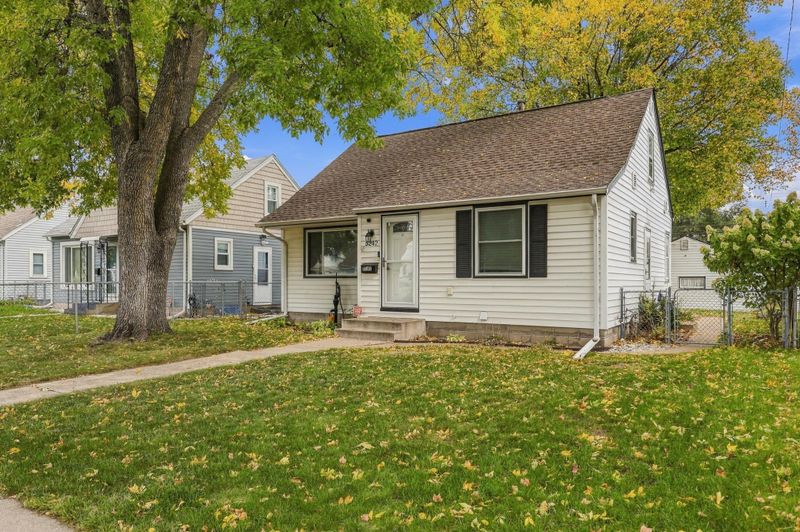 5242 Irving Ave N, Minneapolis, MN 55430