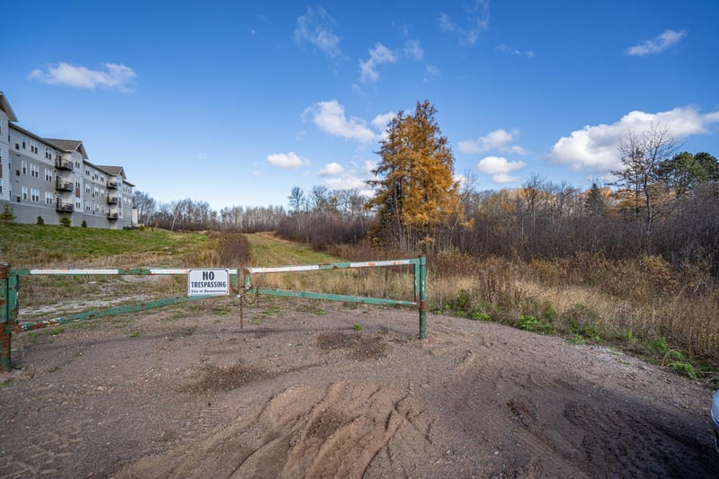 507X Maple Grove Rd, Hermantown, MN 55811