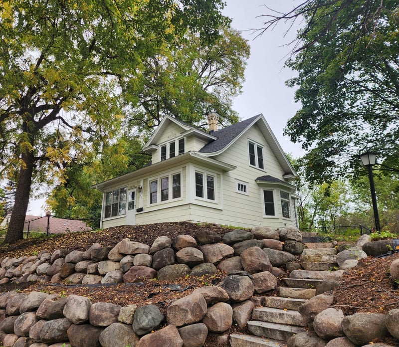 623 Iowa Ave E, Saint Paul, MN 55130