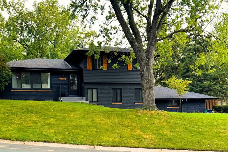1100 Pierce Ter NE, Columbia Heights, MN 55421