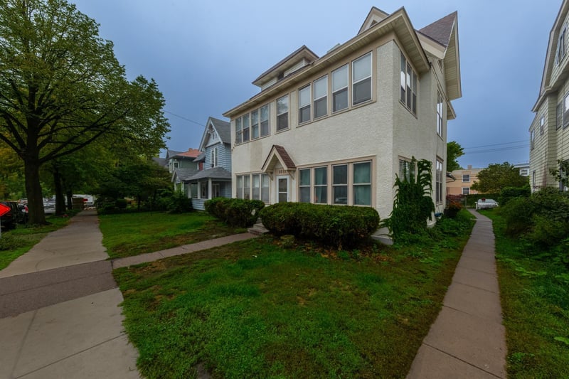 2015 2nd Ave S, Minneapolis, MN 55404