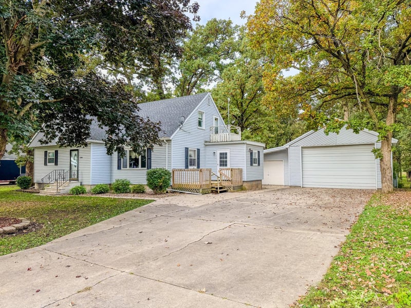 200 4th St NW, Rose Creek, MN 55970
