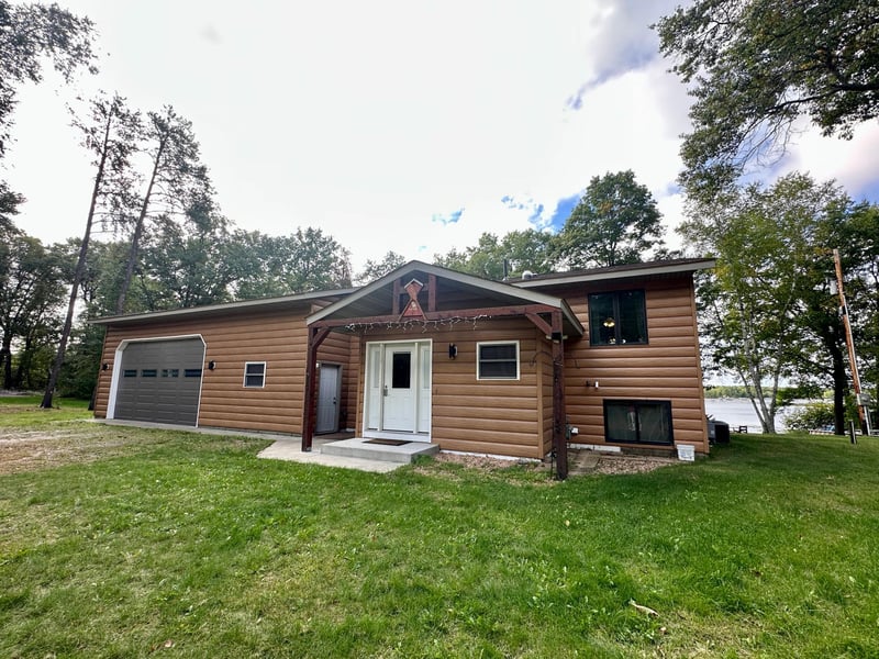 29289 Surfland Rd, Merrifield, MN 56465