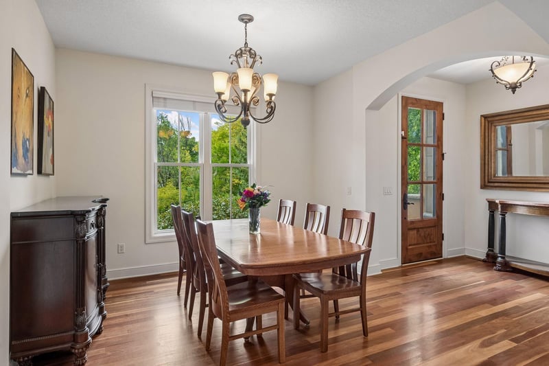 6805 Creston Rd, Edina, MN 55435