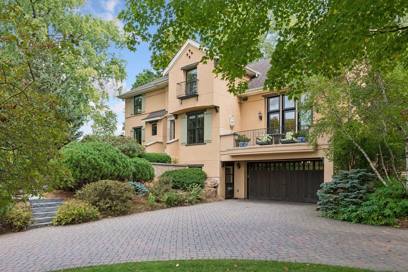 6805 Creston Rd, Edina, MN 55435
