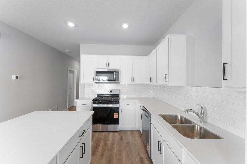 614 Goldenrod Trl, Waconia, MN 55387