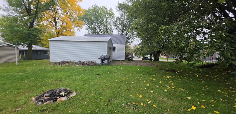 320 7th St W, Browerville, MN 56438