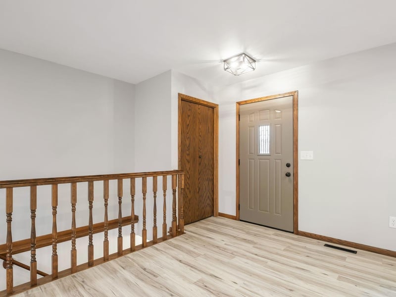2250 Country Trl W, Jordan, MN 55352