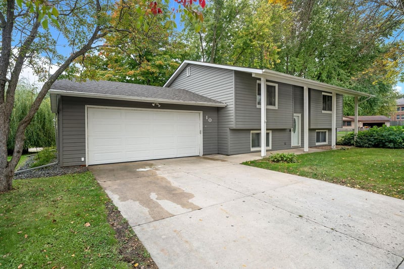 10 Radel Pl, Owatonna, MN 55060