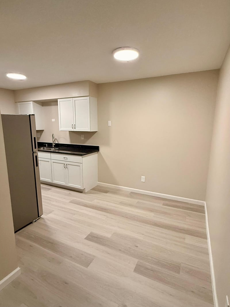 450 Ford Rd #303, Saint Louis Park, MN 55426