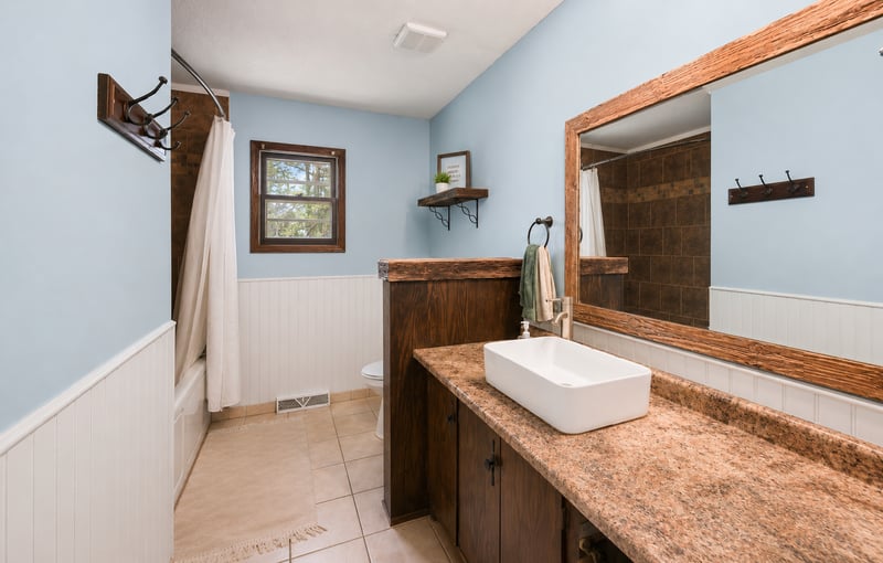 421 N Birch St, Royalton, MN 56373