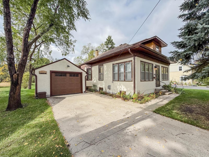 508 Belmont St, Paynesville, MN 56362