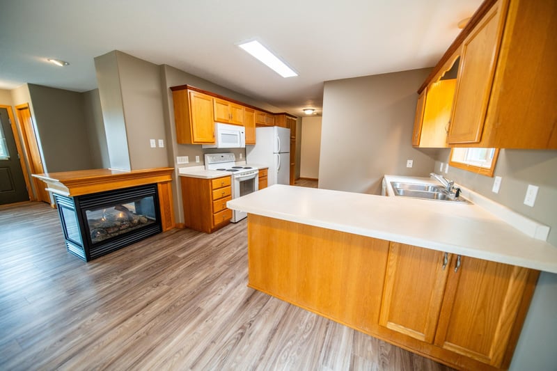 733 Baylee Pl SW, Pine Island, MN 55963
