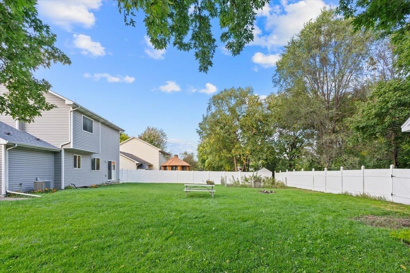 2938 88th Ln NE, Blaine, MN 55449