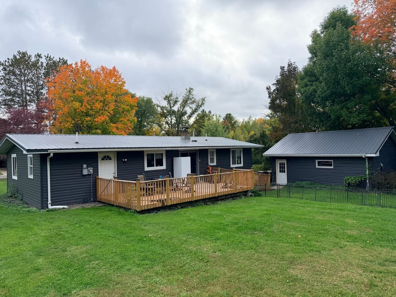 560 E Isle St, Isle, MN 56342