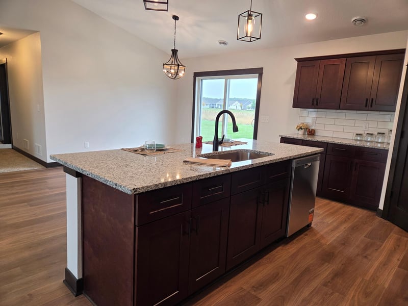 1088 Cullen St, Saint Peter, MN 56082