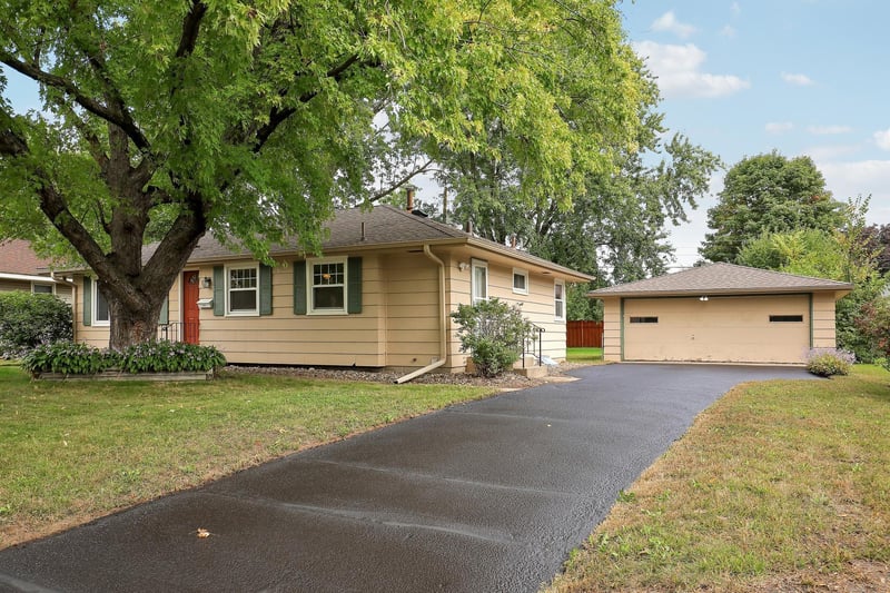 10307 Nicollet Ave S, Bloomington, MN 55420