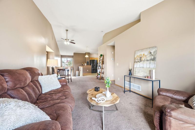 8302 Parkview Ave NE, Otsego, MN 55330