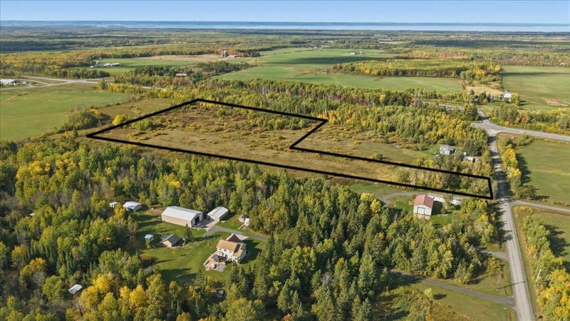 4499 S Lackson Rd, South Range, WI 54874
