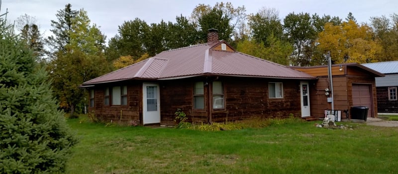 208 Pine Ave NW, Bagley, MN 56621
