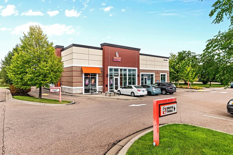 9599 Zachary Ln N, Maple Grove, MN 55369