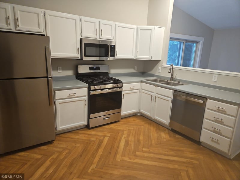 5072 Upper 182nd St W, Farmington, MN 55024