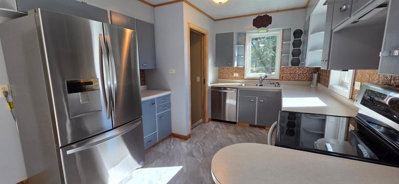 601 10th St, International Falls, MN 56649