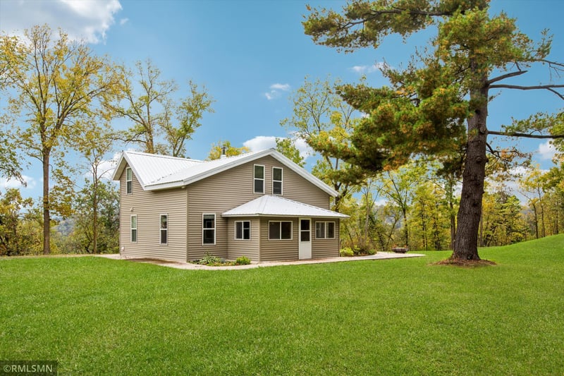 235 Green Spring Rd, Red Wing, MN 55066