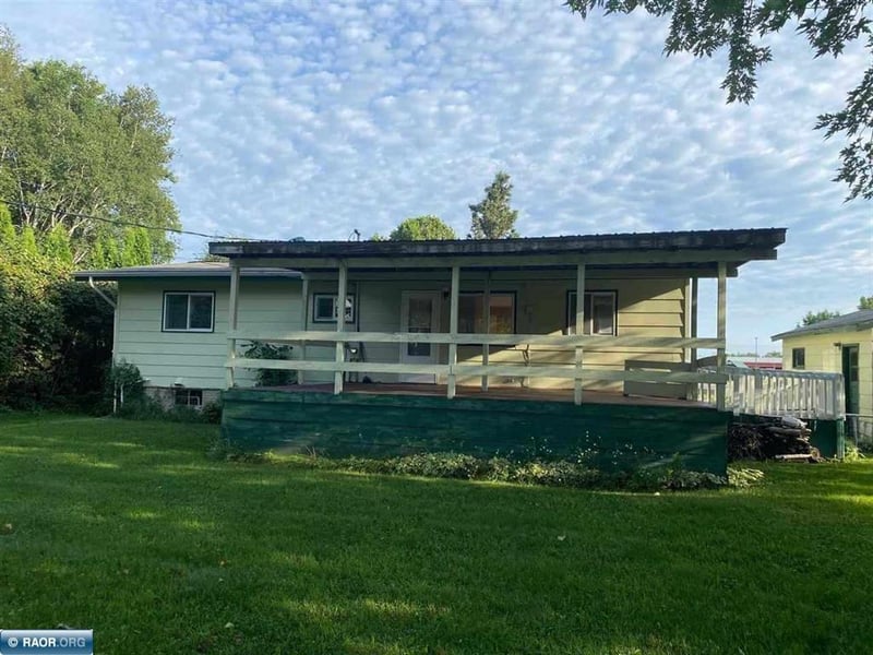 208 Andover Rd, Hoyt Lakes, MN 55750