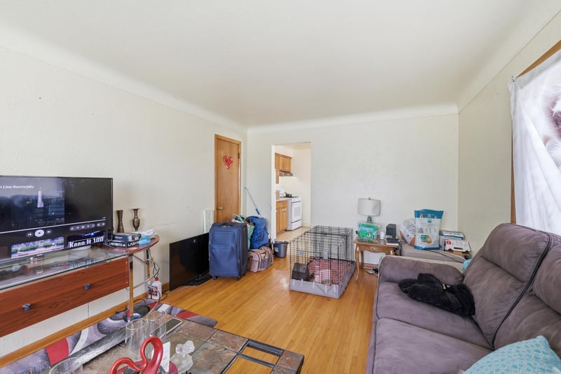 1875 Minnehaha Ave W, Saint Paul, MN 55104