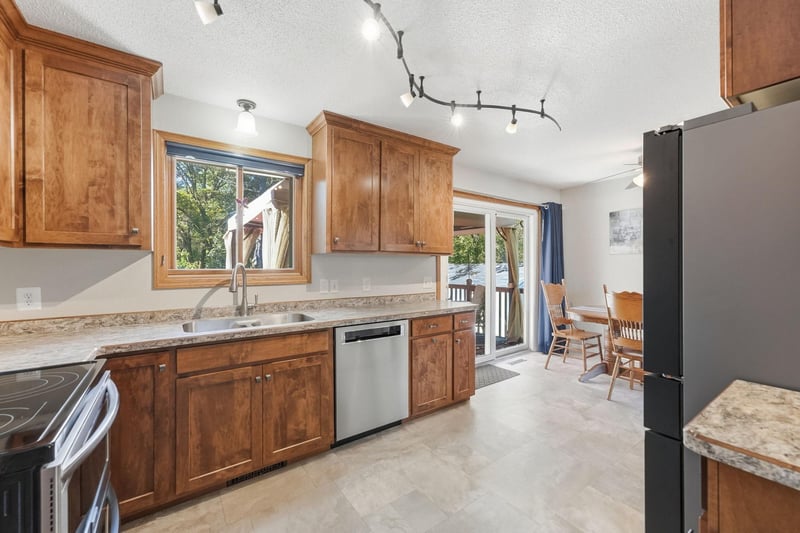 1005 4th Ave N, Sartell, MN 56377