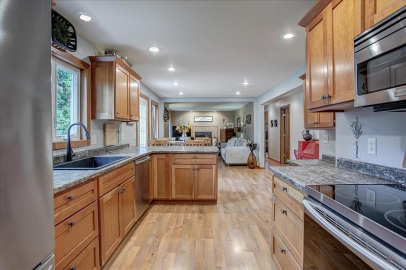 819 East St, Boyceville, WI 54725