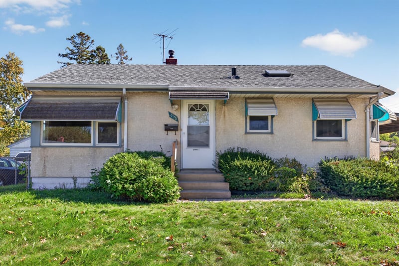 1158 Arundel St, Saint Paul, MN 55117