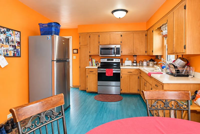 1445 Mcafee St, Saint Paul, MN 55106