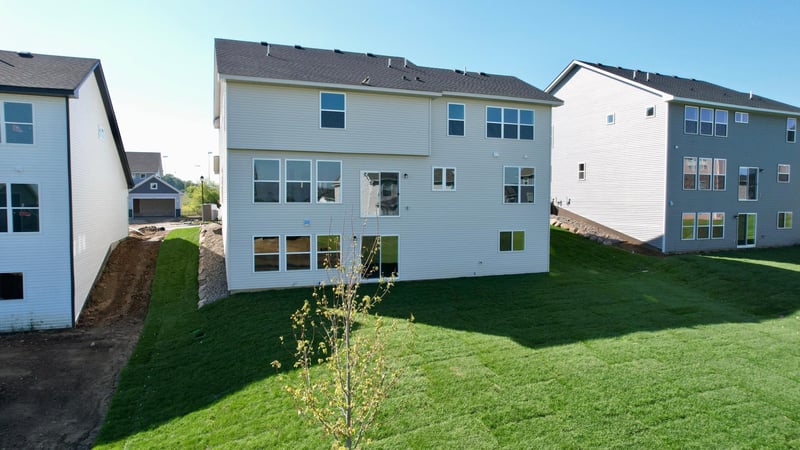 18342 Huntley Trl, Lakeville, MN 55044