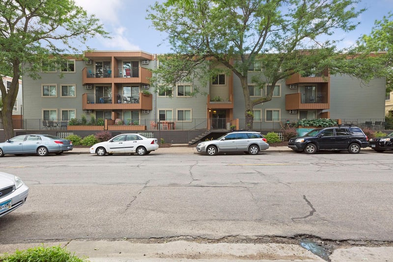 3540 Hennepin Ave #210, Minneapolis, MN 55408