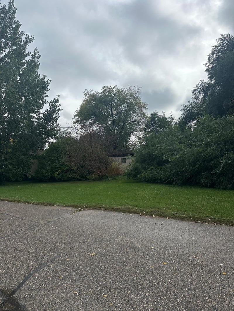 2022 Second St, Lake Park, MN 56544