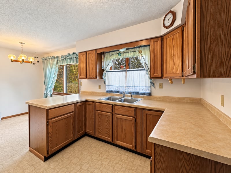 33210 593rd Ave, Warroad, MN 56763