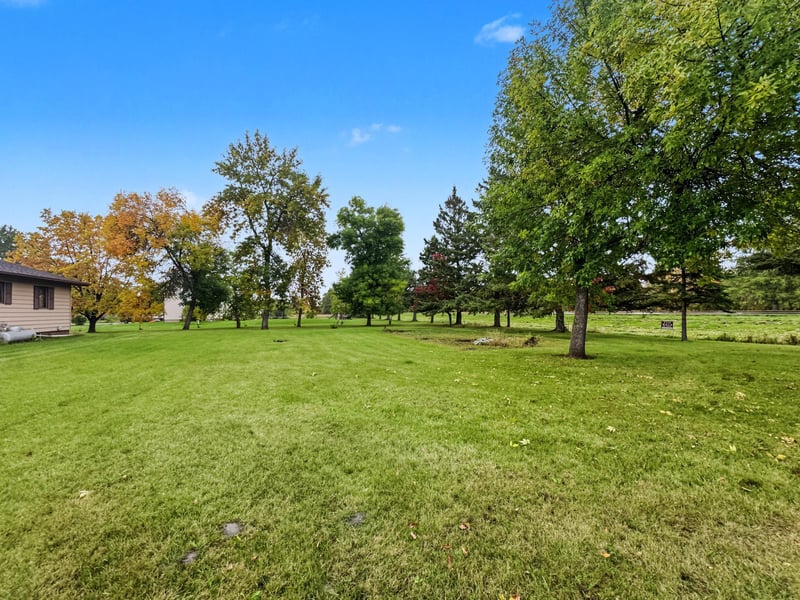 33210 593rd Ave, Warroad, MN 56763