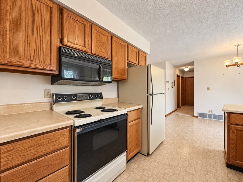 33210 593rd Ave, Warroad, MN 56763