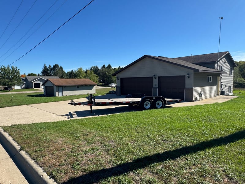 527 Madison Ave SE, Wadena, MN 56482
