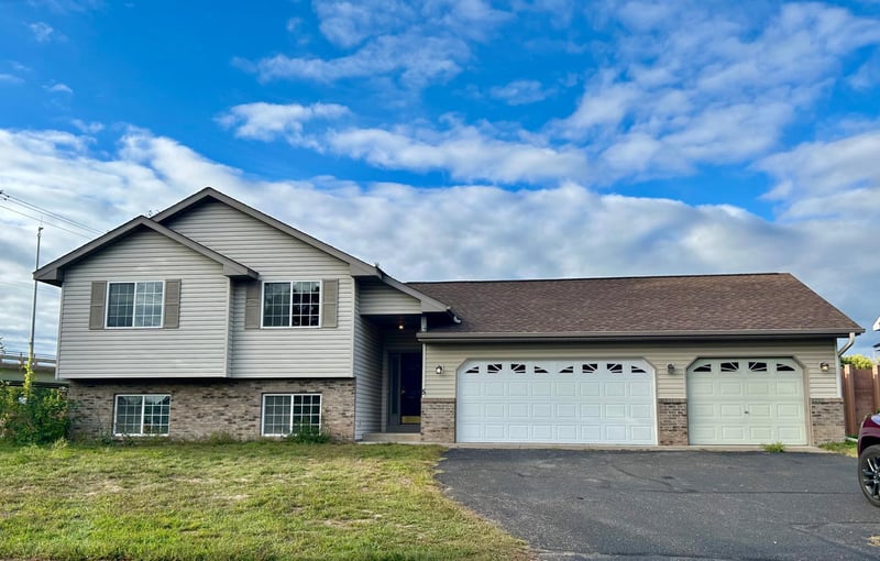 5 Elm St, Lino Lakes, MN 55014