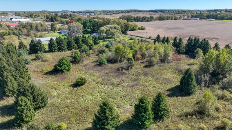 8460 Partridge Rd, Eau Claire, WI 54703