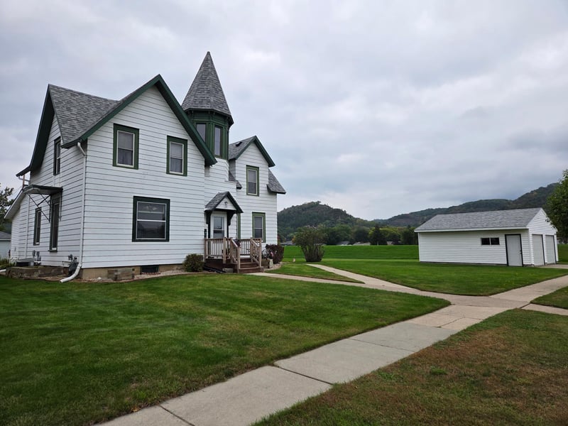 201 E Rushford Ave, Rushford, MN 55971