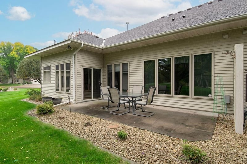 12133 Bluebird Cir NW, Coon Rapids, MN 55448