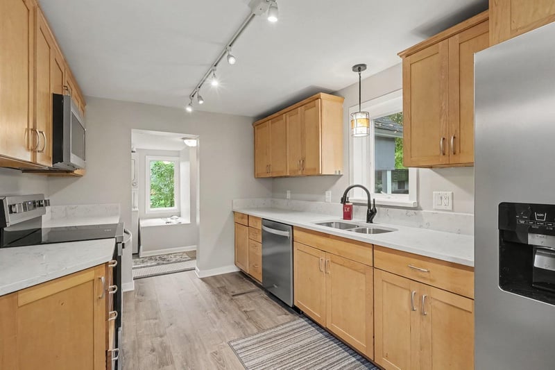 700 Nevada St, Northfield, MN 55057