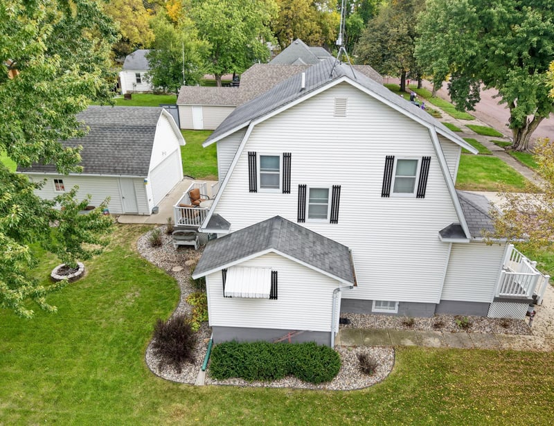 1124 6th St, Westbrook, MN 56183